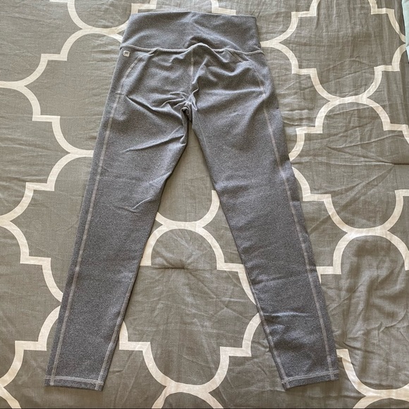 Fabletics Heather Gray Athletic Leggings High Waisted Size XS - Picture 2 of 6